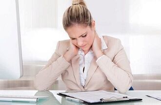 Conas osteochondrosis an dromlaigh cheirbheacs a chóireáil